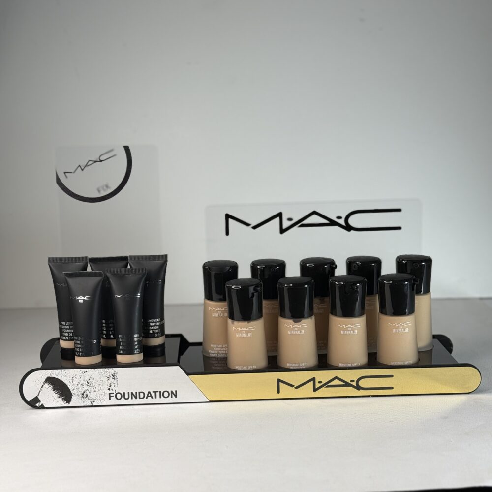 استند رومیزی نمایش لوازم آرایش