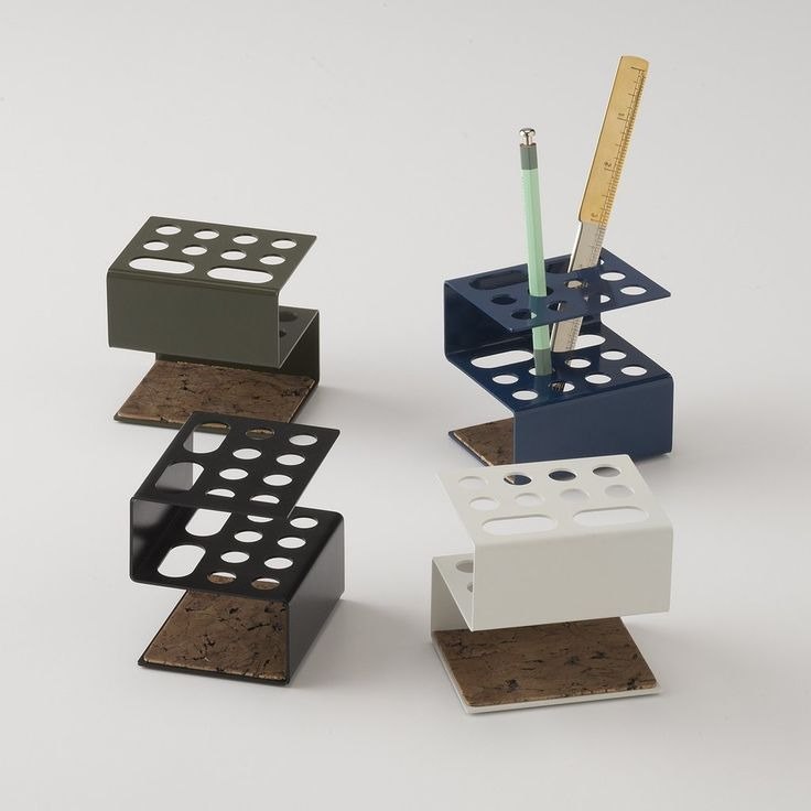 استند رومیزی فلزی خودکار و لوازم تحریر